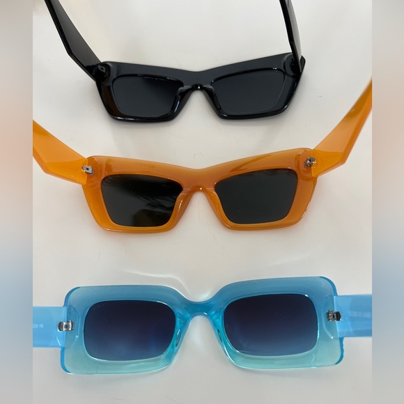 SOLD | Bundle of Sunglasses - 3 pairs - Picture 3 of 6